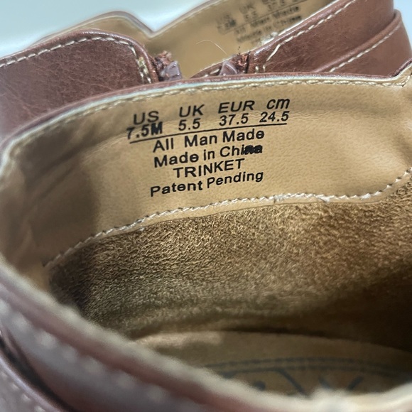 Naturalizer Booties - Picture 6 of 6